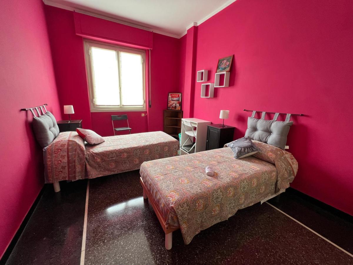 Home Sweet Home Nel Cuore Di Genova Exterior foto