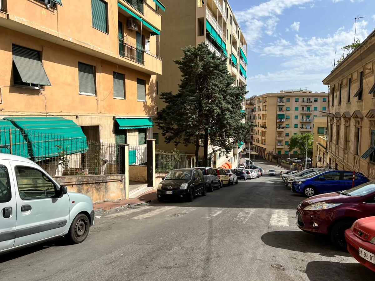 Home Sweet Home Nel Cuore Di Genova Exterior foto